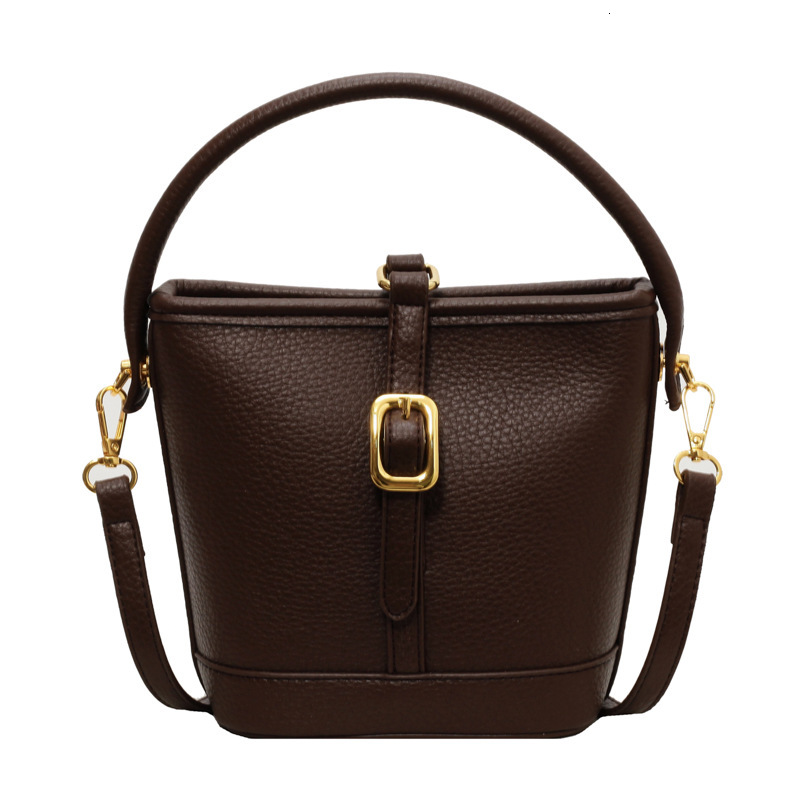 2025S Fashion Designer New Trendy Handbag Large Capacity Korean Edition Leisure Commuting Shoulder Versatile Crossbody Bucket Bag