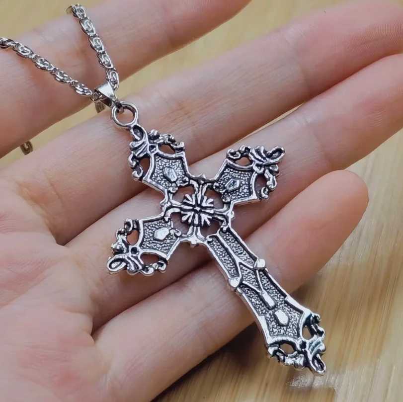 1pcs Vintage Punk Cross Jesus Fish Christian God Pendant Necklace 45cm Stainl Steel Chain Fashion Jewelry Wholesale SalesXJ241227