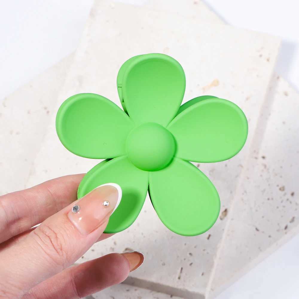 2024 Korea Flower Shape Hair Claw Clip for Women Girls Barrette Crab Hair Clips Ponytail Hairpins Bath Barrette Hair AccessoriesX240912