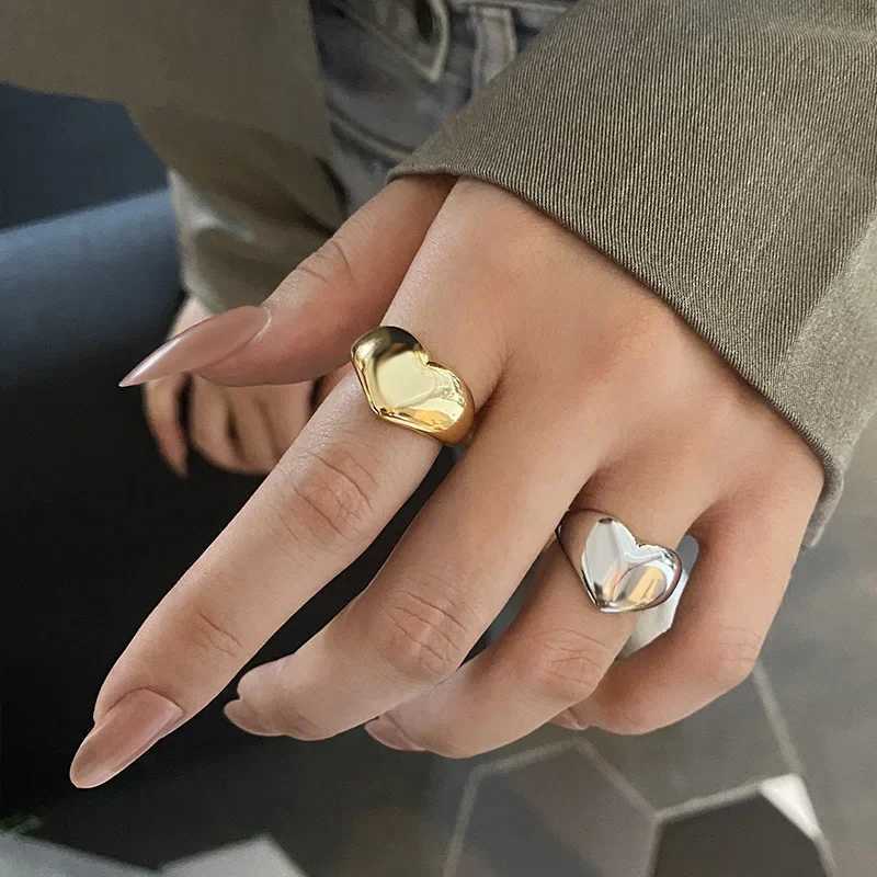 Stainless Steel Simple Smooth Metal Heart Rings For Women Men Y2K Trendy Open Ring Korean Elegant Party Jewelry Couple Gifts W250207