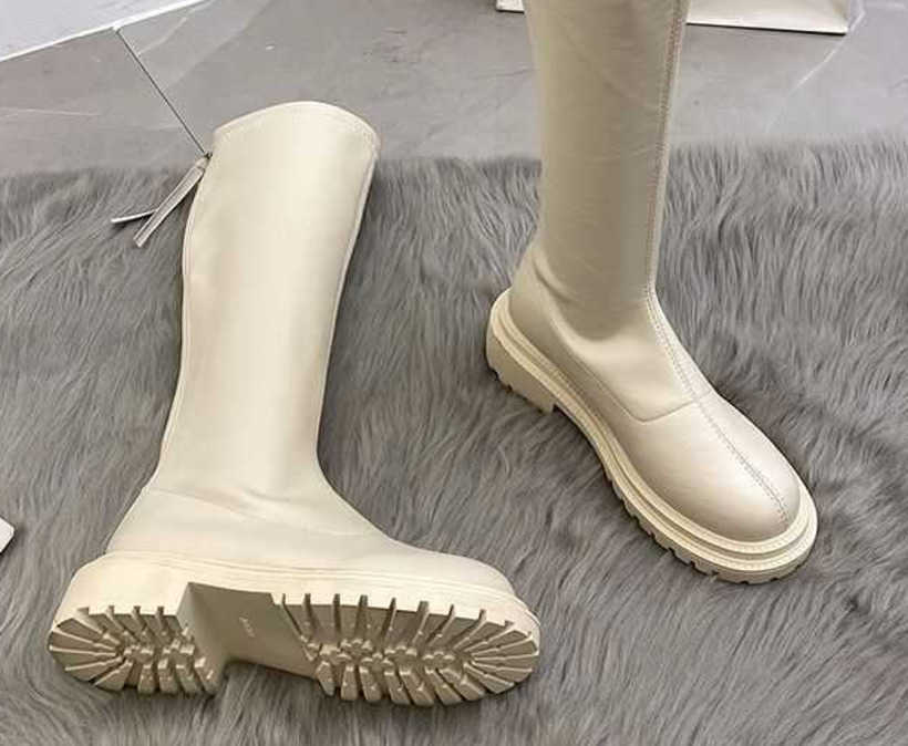 Milk Tea Colored Martin Boots Soft Leather Long Boots Thick Soled Fashion Boots Womens New Style With Small Knees Short Boots Look Thin 240826