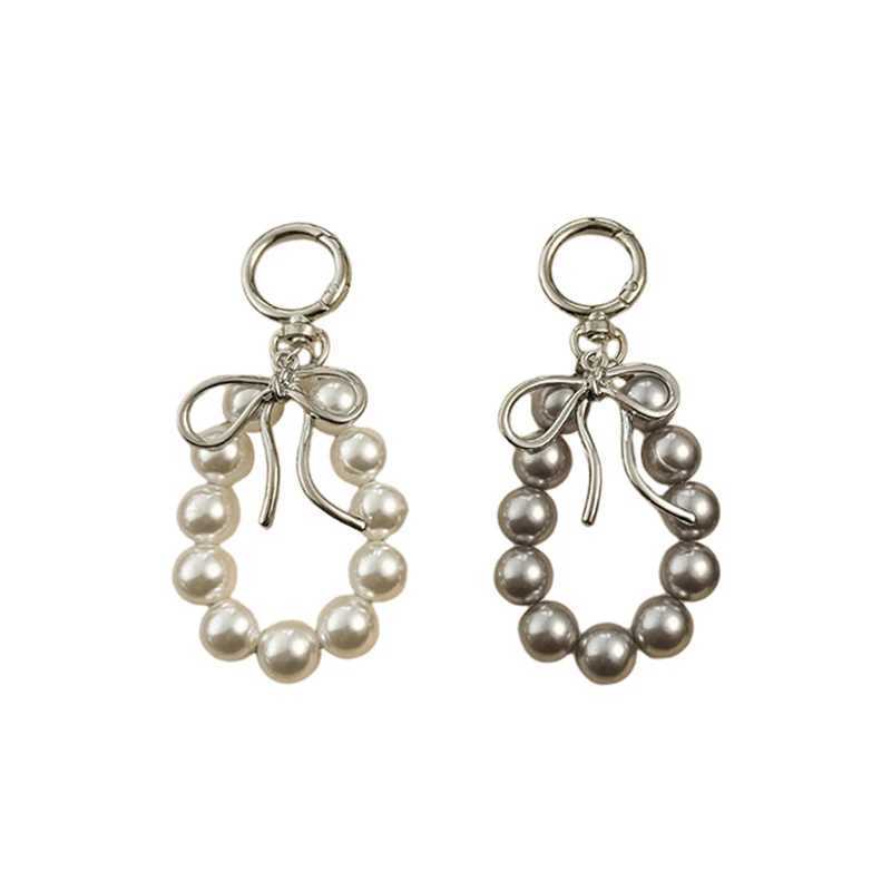 Cute pearl bow pendant suitable for women temperature bag suspension decorative accessories gifts luxury car keychain W240911