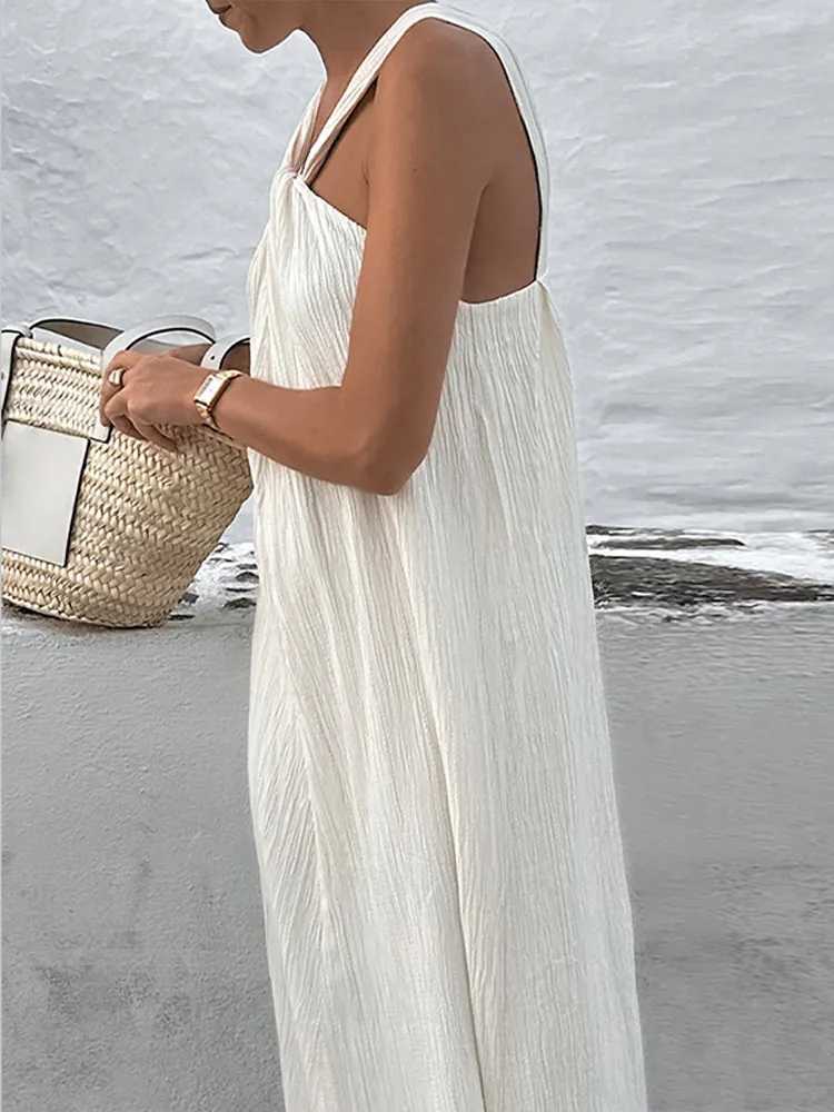Elegant Pleated Loose Halter Long Dress For Women Chic Backless Sleeveless Off Shoulder Robes 2024 Fashion Lady Vacation VestidoX240912