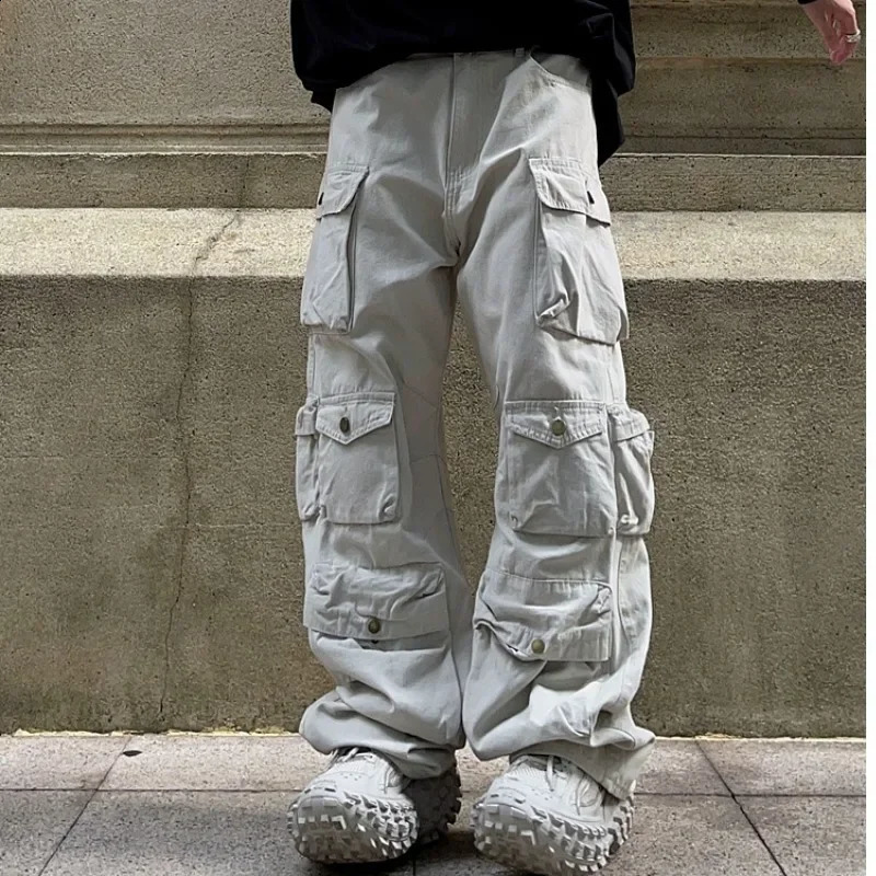 Retro American style multi pocket cargo pants mens fashion brand street straight leg loose fitting floor wide leg mens 240911