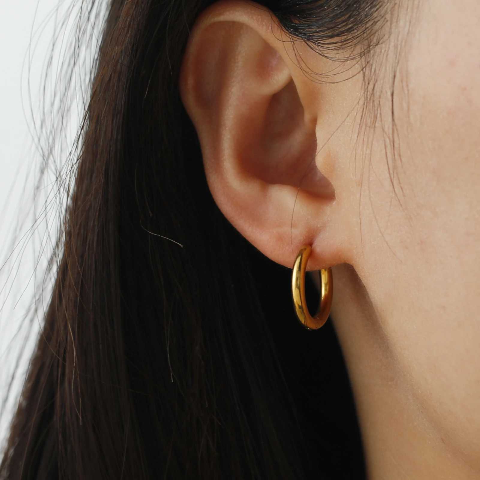 Skyrim 1pair Small Circle Round Hoop Earrings for Women Men Stainless Steel Fashion Minimalist Gold Color Earrings Jewelry GiftX240912