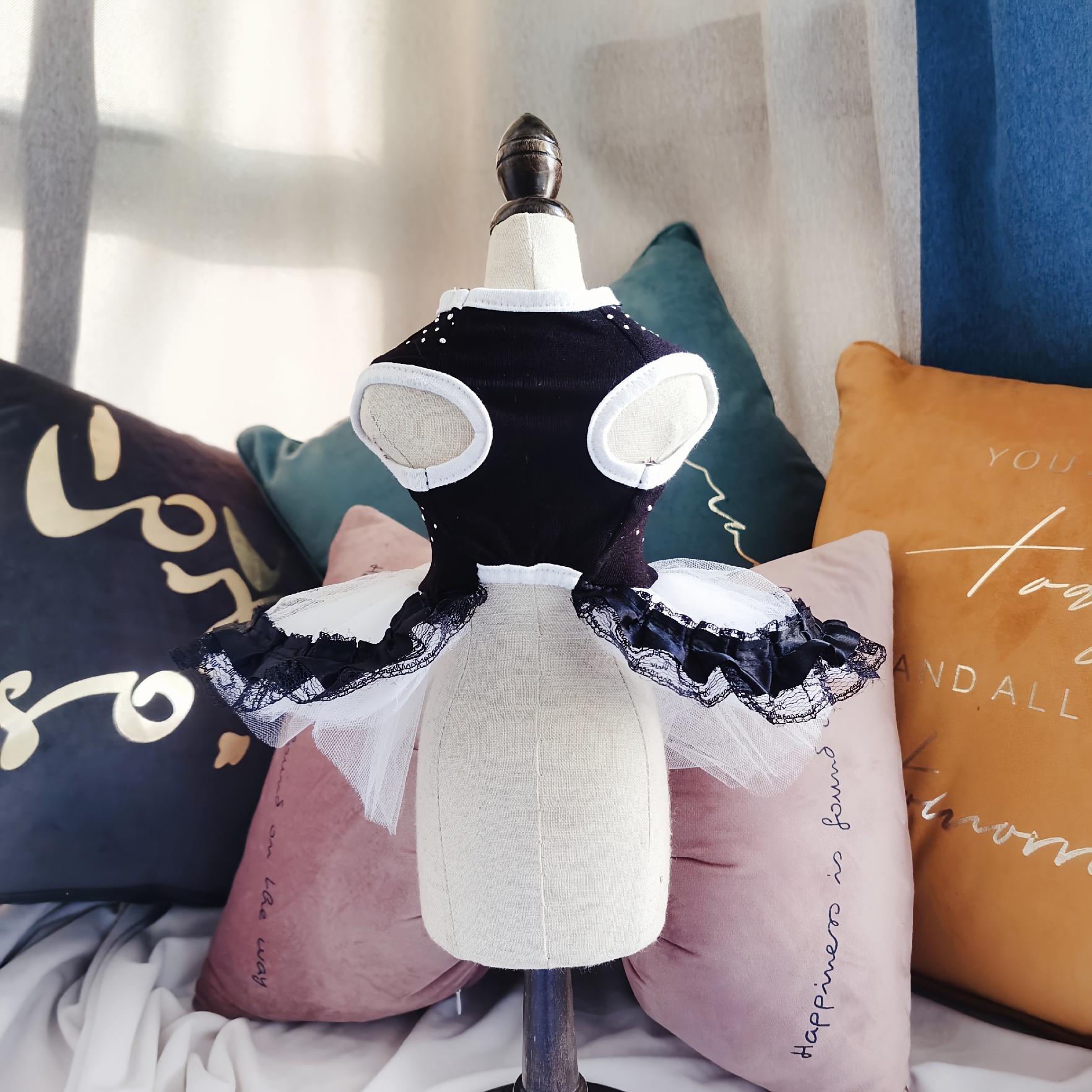 Polka Dot Tutu Dog Dress with Lace Trim, Formal Pet Wedding Attire, Sparkling Sequin Photo Prop, Black and White Cotton-Poly Ble H260129