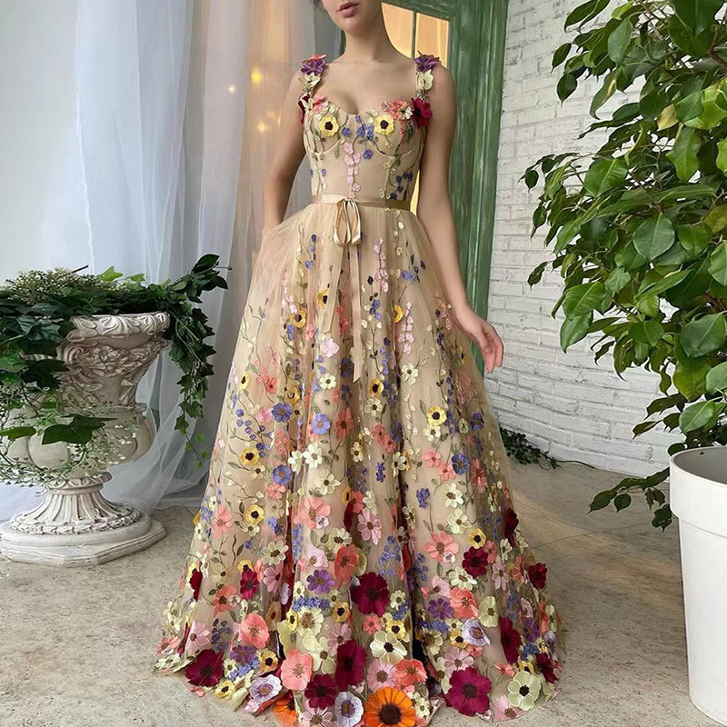 European and American ne embroidery flower bag buttocks sexy dress