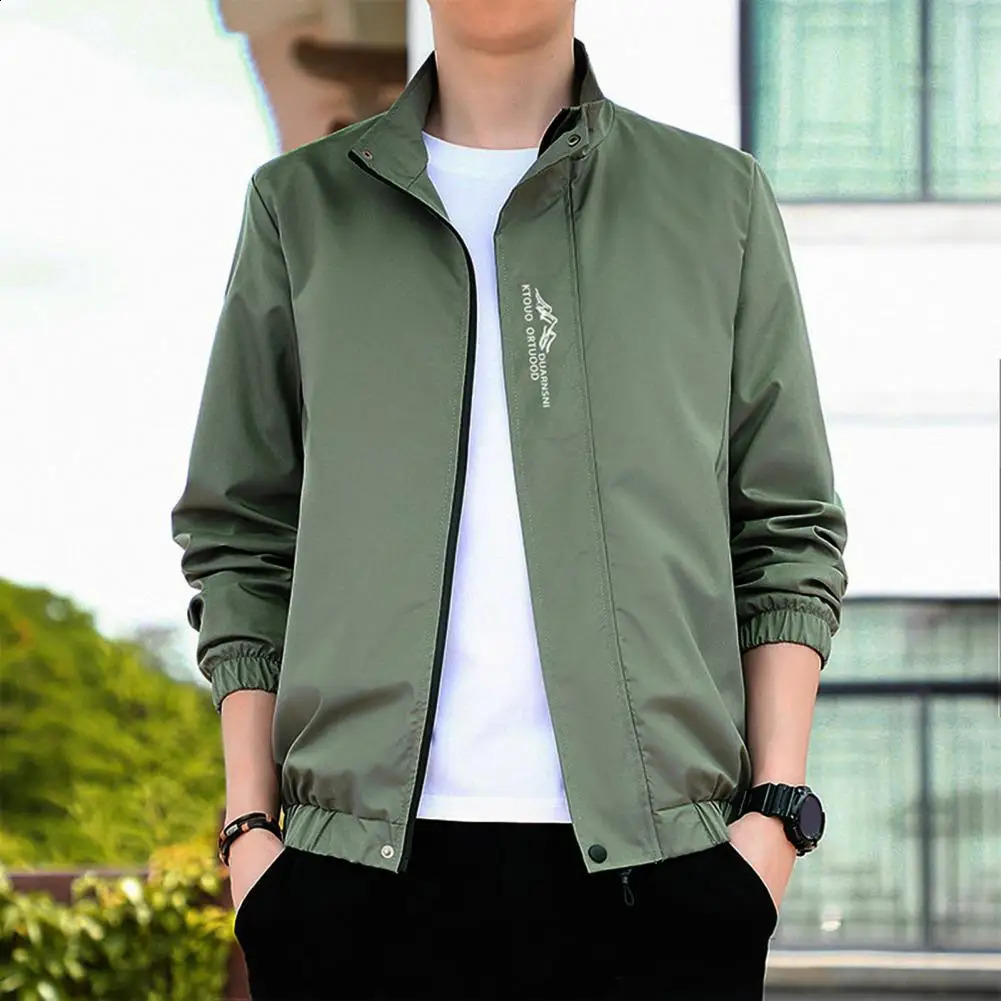 Mens spring and autumn casual jacket rack collar long sleeves embroidered letters printed zipper board ultra-thin jacket windproof 240906