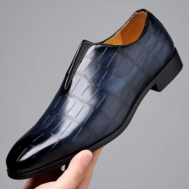Men Casual Shoes Classic Low-Cut Embossed Formal Leather Comfortable Business Dress Man Loafers Wedding 38-48 240912