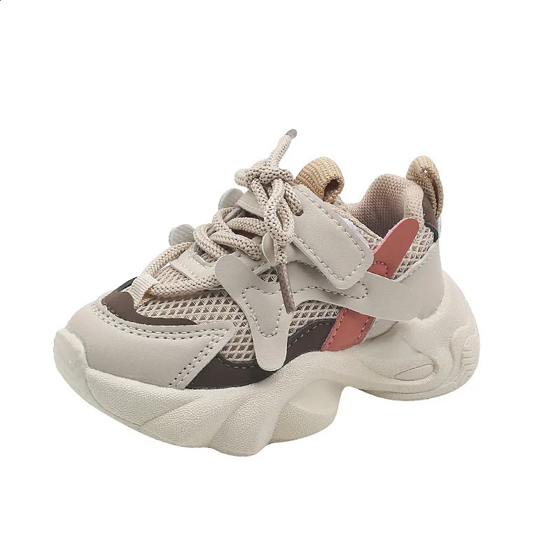 2024 New Childrens Sports Shoes Fashionable Breathable Sports Shoes Boys and Girls Non slip Outdoor Shoes Student Shoes Basketball Shoes 240912