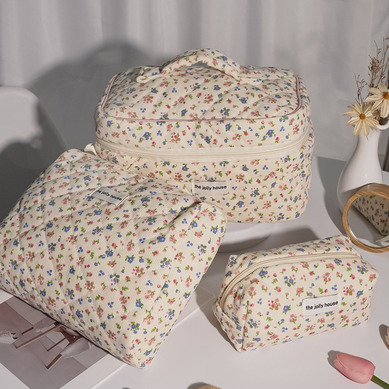 2024 New Pink Ribbon Bow Makeup Bag Korean Style Sweet Girl Student Large Capacity Toilet Bag Pillow Shaped Quilted Handbag