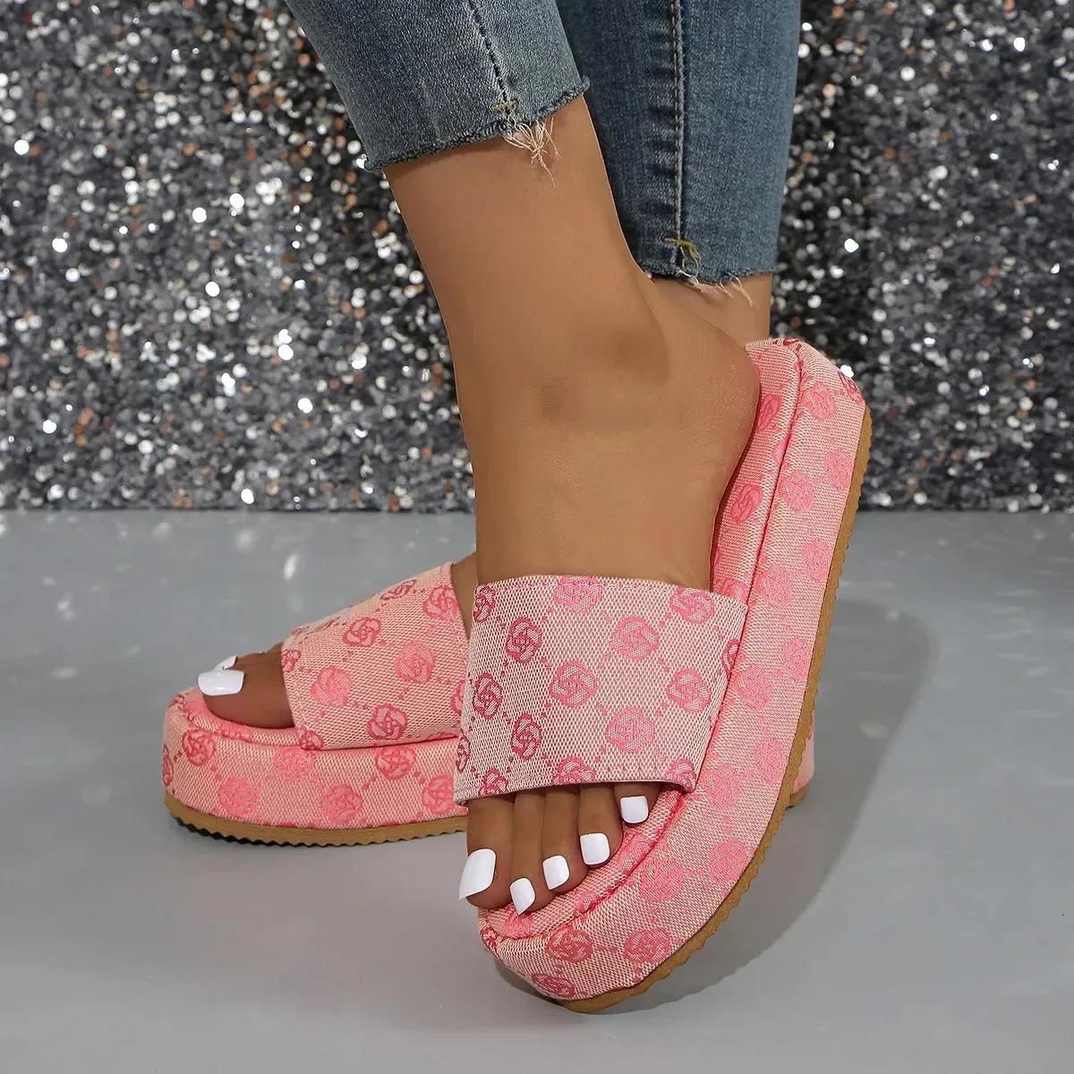 Free Shiping Womens Platform Slide Summer Slide Womens Shoes Designer Flat Shoes Outdoor Flower Sandals Womens Beach Shoes
