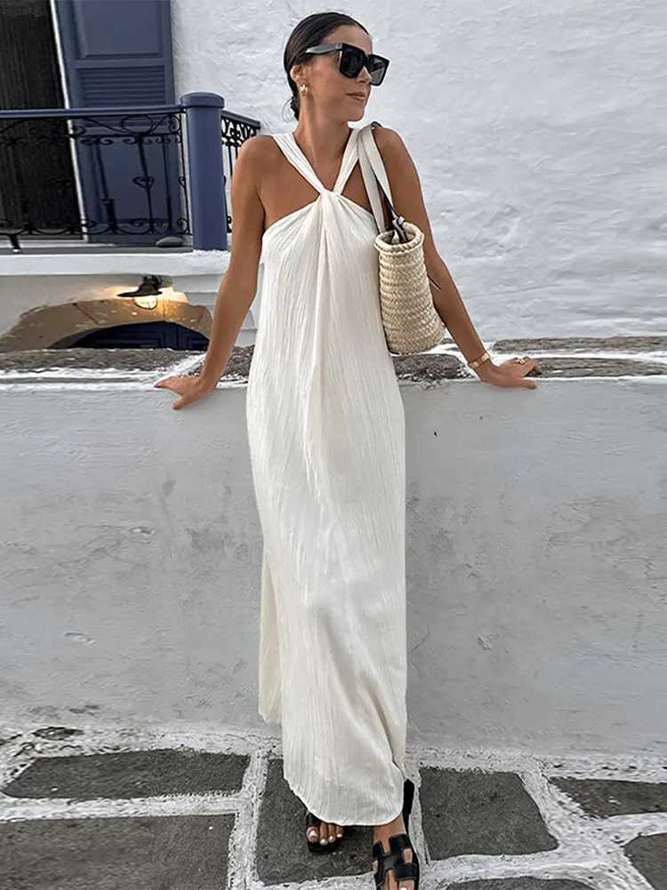 Elegant Pleated Loose Halter Long Dress For Women Chic Backless Sleeveless Off Shoulder Robes 2024 Fashion Lady Vacation VestidoX240912