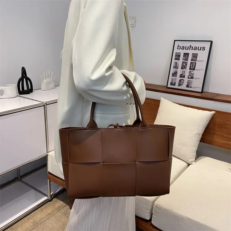 fashion large capacity woven wallet leather shopping handbag y er beach bag Bolso Handtasche Damen 240904 ca63