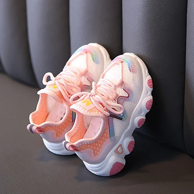 New Spring Girls Sneakers Fashionable Breathable Baby Shoes Soft Bottom Non slip Casual Childrens Sneakers 240912