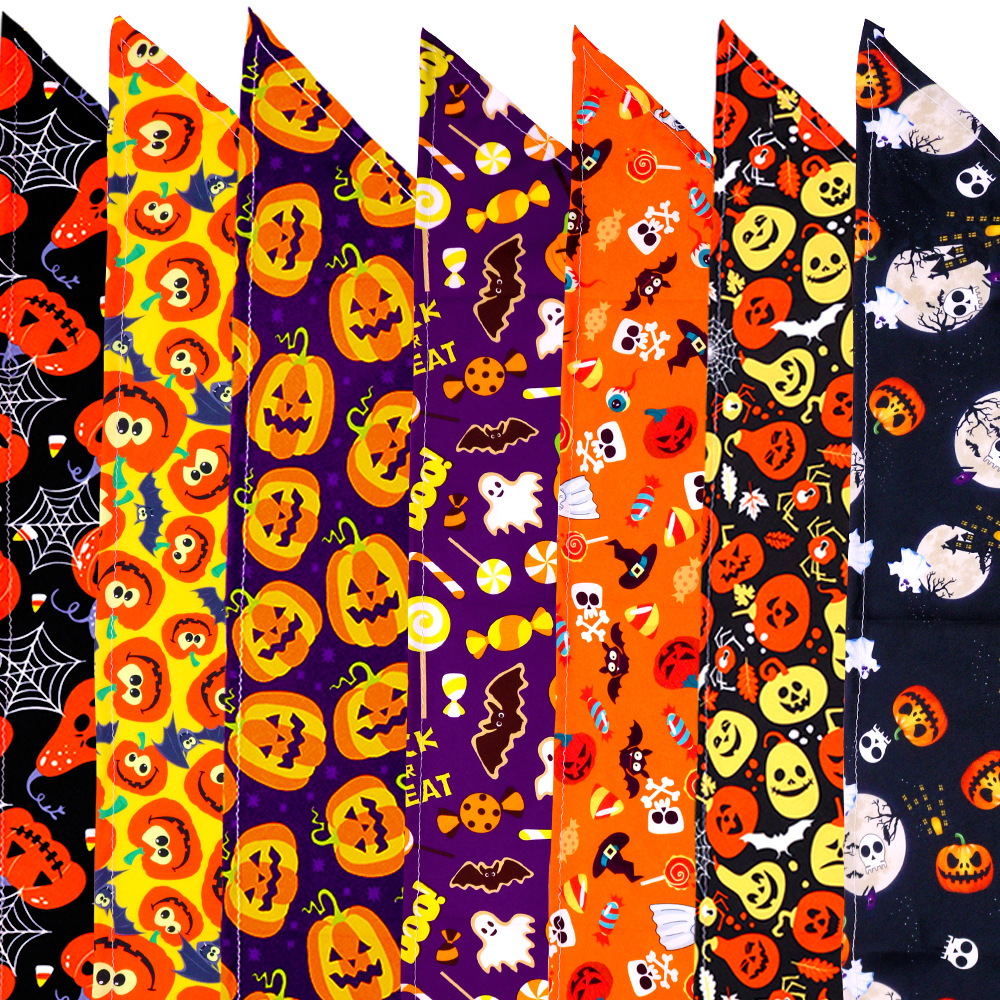 Pet bandana, Halloween pet accessory, suitable for both dogs and cats, perfect for the festival.