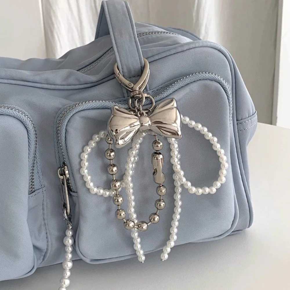 Korean Sweet Pearl Butterfly Knot Keychain Heart Pendant Keychain Y2K Fashion Keychain Bracket W24091114