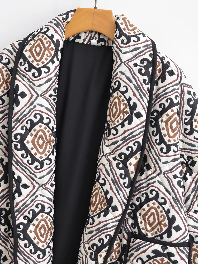 Lapel Printed Short Cotton Jacket Women Long Sleeve Warm Pocket Cardigan Coat Thick Autumn Winter Fashion Female Street Outwear 240910