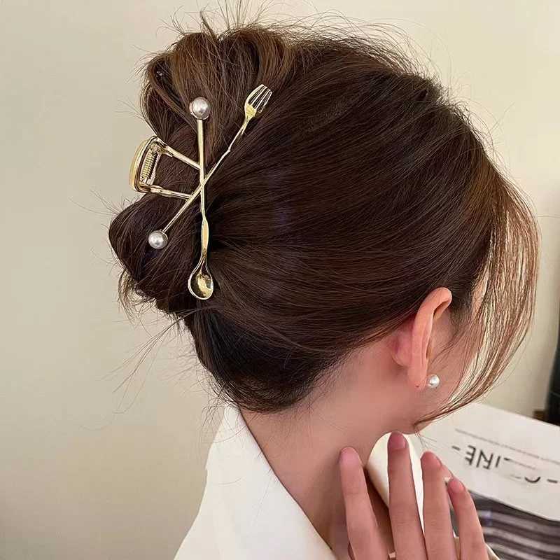 New Punk Geometric Metal Gold Silver Simple Hair Clip Claw for Women Trendy Large Crab Catches Clamp Korea Headwear AccessoriesX240912