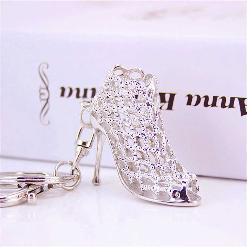 Creative highheeled shoe shape keychain luxury rhinestone crystal shoe keychain suitable for women and girls handbag mobile phone pendant jewelry acce