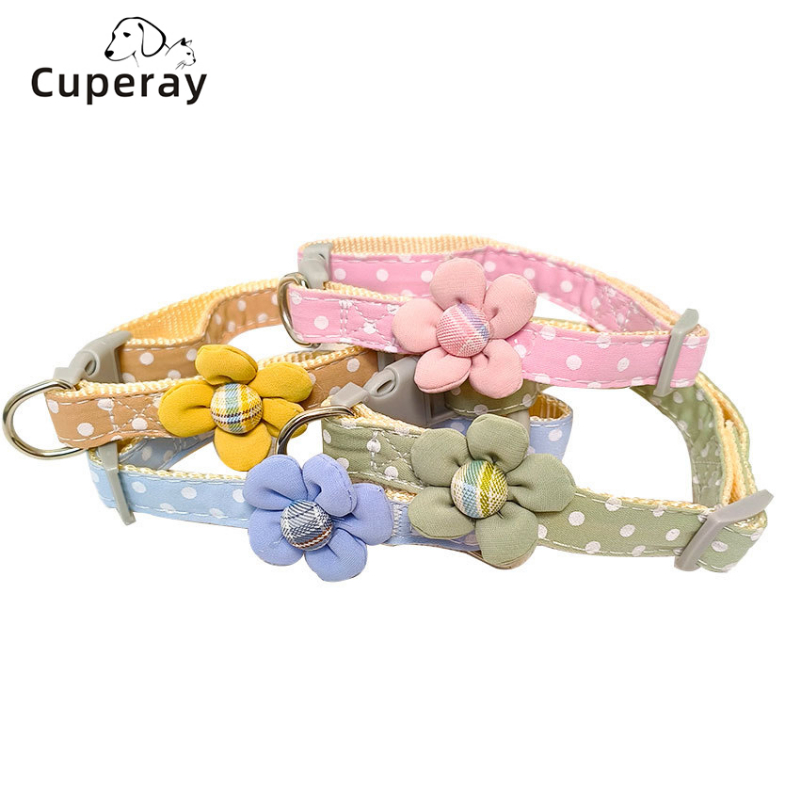 Polka Dot Cat Collar Adjustable Puppy Collar with Cute Flower Decoration for Kittens & Puppy Accessories Products Outdoor Travel