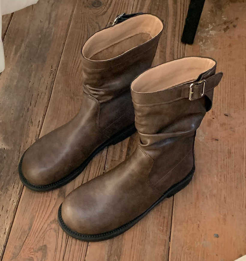 Korean Round Head Martin Boots Folded Coarse Heel Thick Bottom Fashion Boots Stacked Low Short Boots Female Autumn 240826