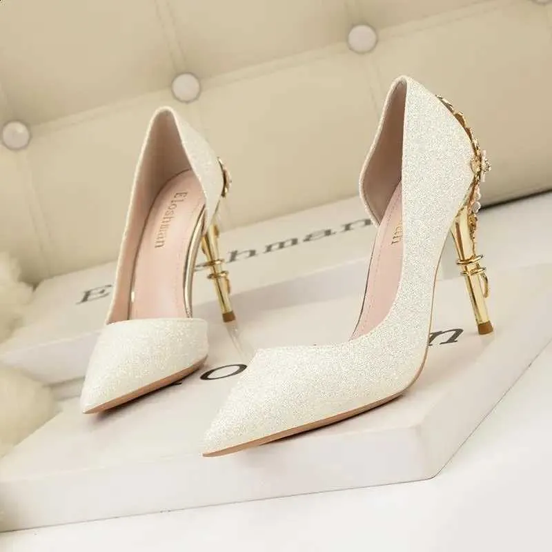 Dress Bridal Shoes Hollow Slip On Metal Heels Sexy Pump Bg Sandals Ladies Lace-Up Pointed Wedge Bride Slip-On Metalic CrossdrL464