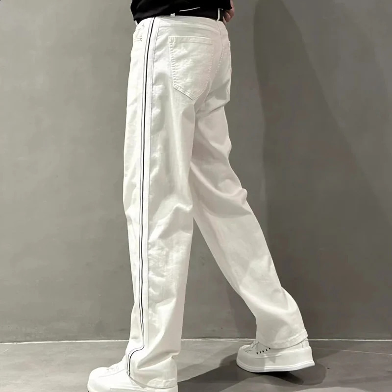 Summer thin fashion mens loose white jeans striped pants casual straight cylindrical design fashionable loose style mens 240911