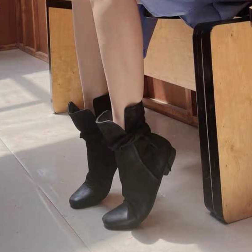 Leather Niche Design Butterfly Knot Fashion Boots Wrapped Strap Tied Short Boots For Women Autumn Martin Boots Worn Flat Bottomed Boots Single Boots 2
