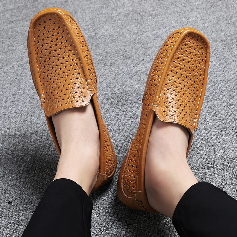 Summer Men Casual Shoes Soft Genuine Leather Mens Loafers Moccasins Italian er Breathable Slip on Boat Shoes 240912