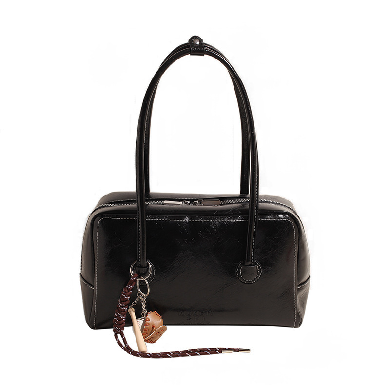 Handheld Boston for women 2024 new commuter bag, high-end texture, niche and versatile, single shoulder bag