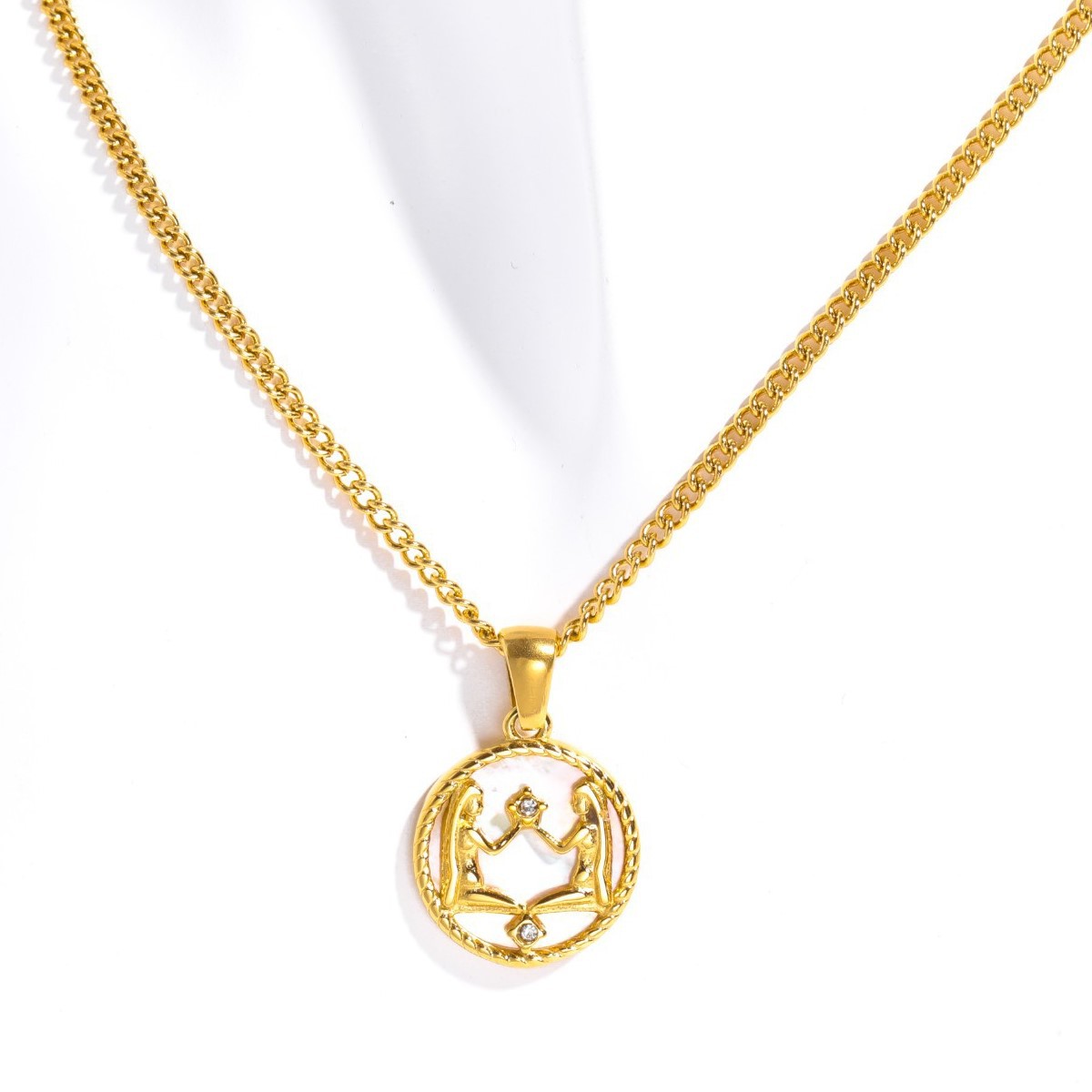 18k Gold Zodiac Sign Necklace Gold Chain Designer Jewelry Cubic Zircon Waterproof Stainless Steel Horoscope Sign Coin Charm Necklaces for Woman Gift F
