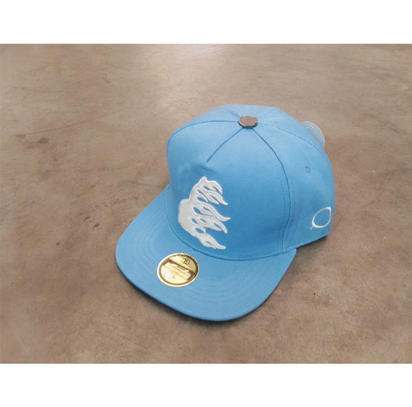Fitted Baseball Caps Wholesale Sports Flat Full Closed Football Hats Women's Fashion Summer Snapback Cap Chapeau red 5555 Free shipping