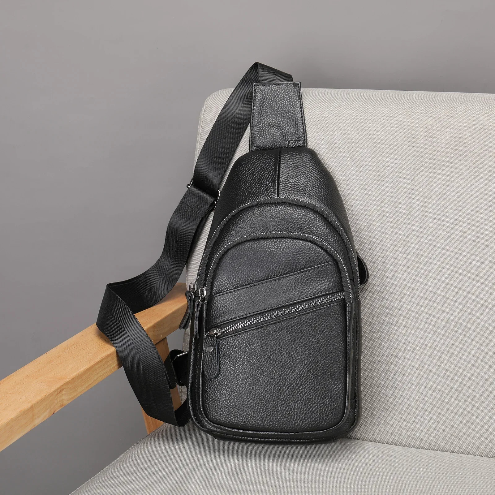 Mens handbag 100% cowhide shoulder bag fashionable messenger bag cross body bag mens black bag 240907