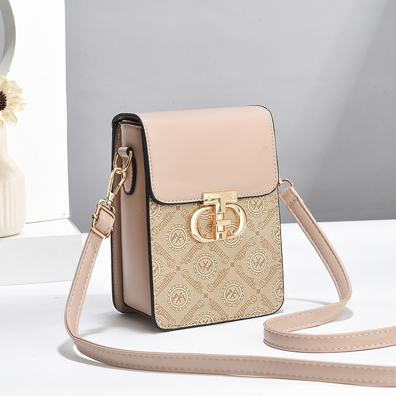 Small square fashionable and versatile, one shoulder crossbody trendy mini phone women's summer new bag, Korean version, minimalist