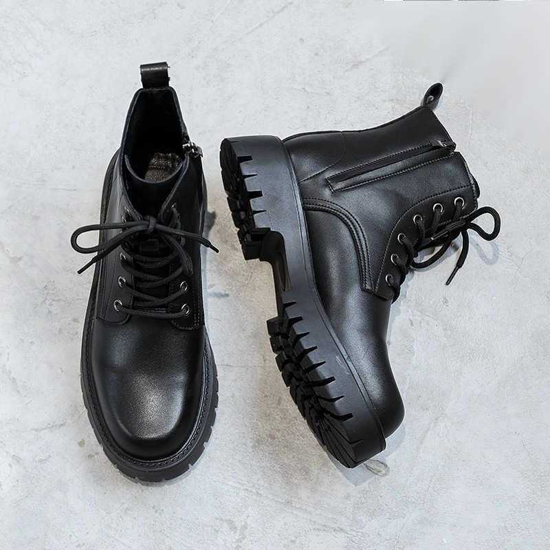 CMM Summer Boots Mens British Casual Mid Top Leather Shoes Thick Soled Workwear Mens Black Trendy Short Boots