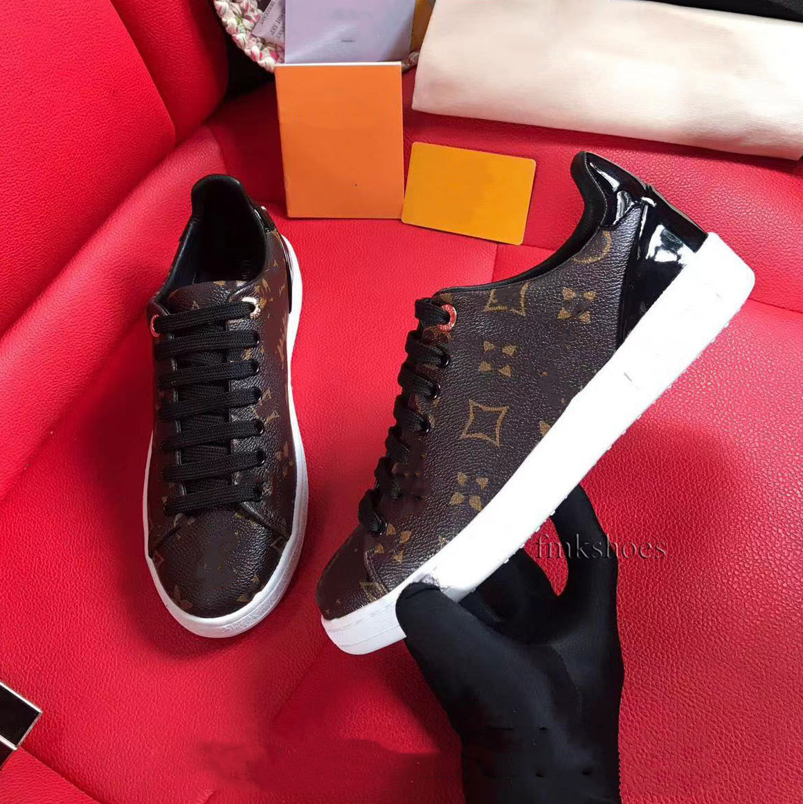 Designer FRONTROW Sneakers Women Shoe Calfskin Leopard Leather Flat Trainers White Lace-up Fashion Printing Runner Casual Shoes Big 8.26 04