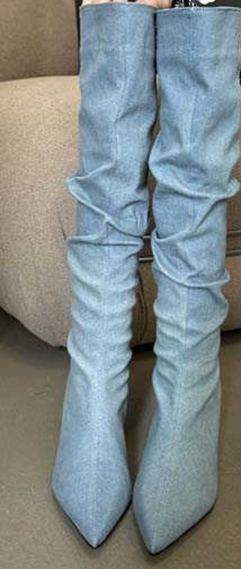 Autumn And Winter New Mid Heeled Slim Denim Blue Pile Boots With High Toe Slim Heel And Pleats Niche High-heeled Long Boots 240826