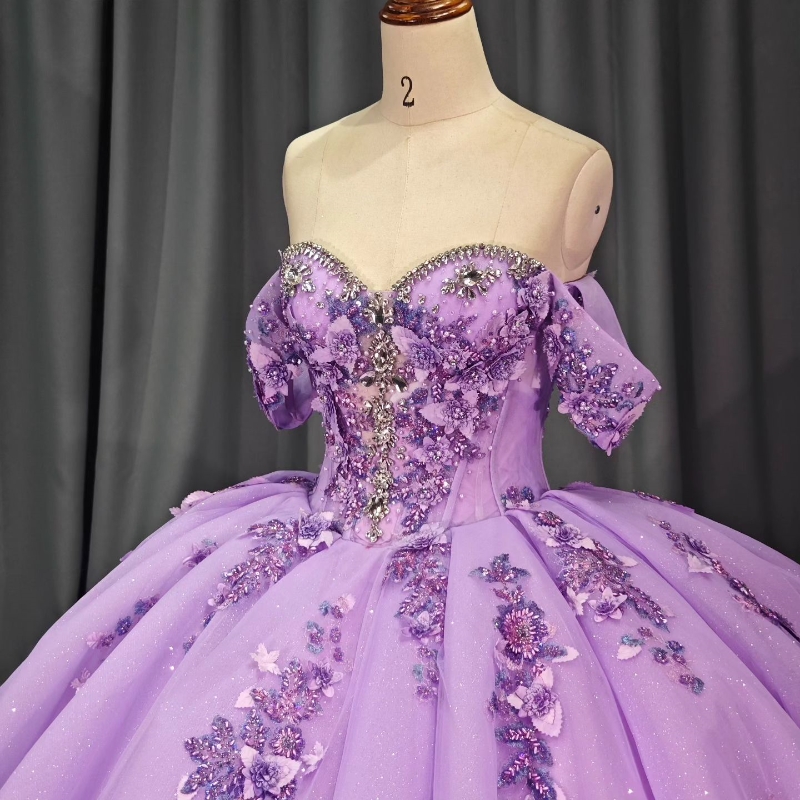 Lavender Quinceanera Dress Ball Gown Off The Shoulder Applique Lace Beading Crystals Tull Corset Sweet 16 DressVestido De 15 Anos