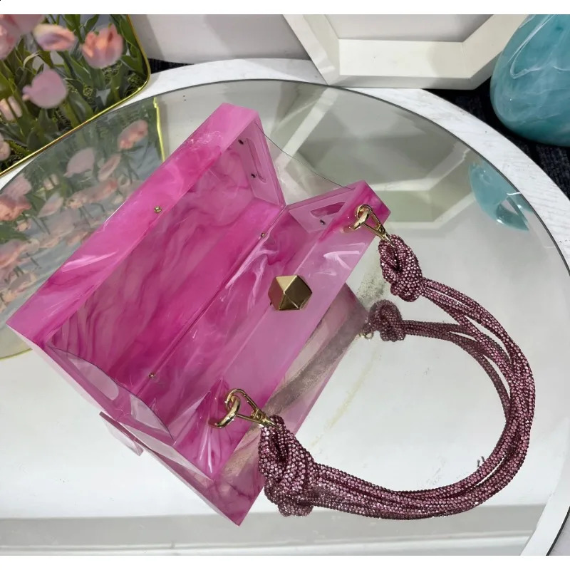 bie Bag y n High Quality Evening Diamond Clutch Acrylic Arm Square Womens Wallet Wedding 240910