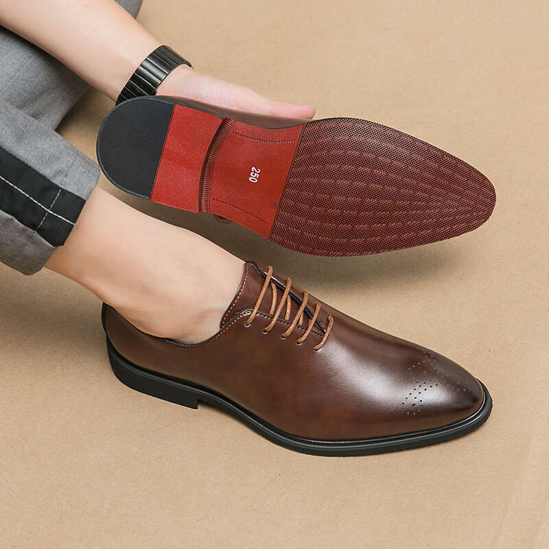 Mens High Quality Men's Fashion Oxford Wedding Men Dress Leather Shoes 2024 Gentleman Office Man Shoe
