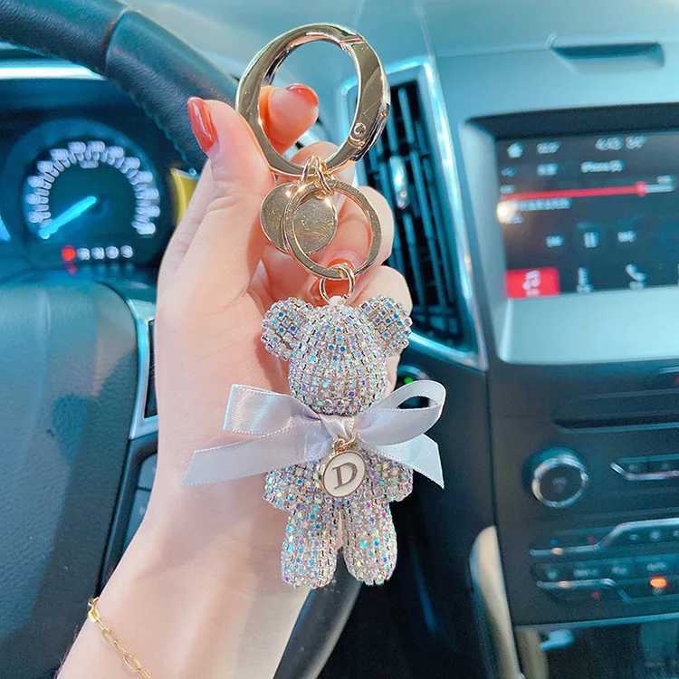 Luxury Jewelry Full Rhinestone Bear Car Keychain Creative Letter Large Button Keychain Package Pendant Doll Party Gift W250411