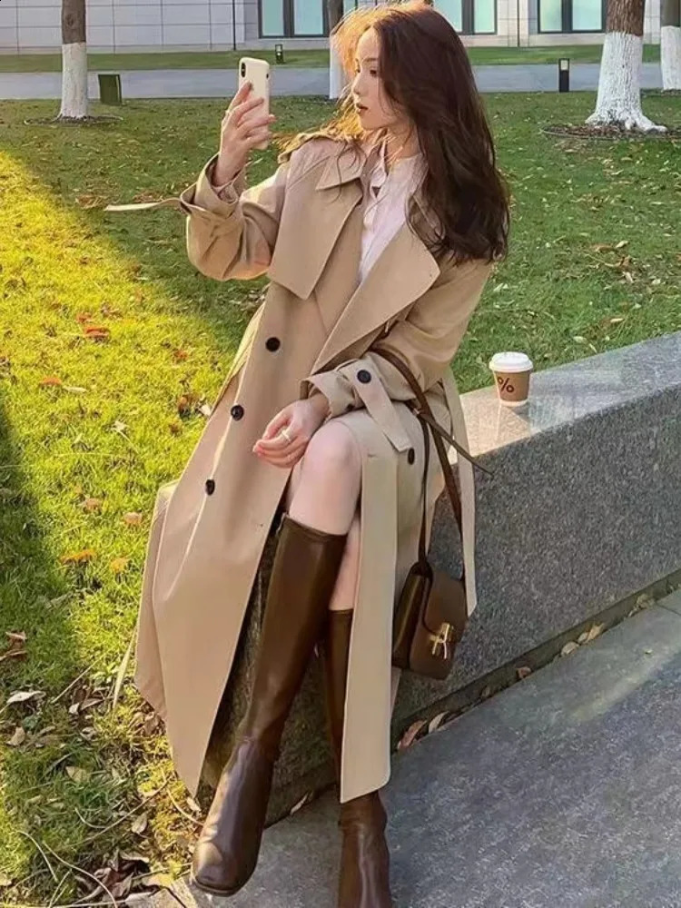 British style Spring and Autumn womens trench coat trendy and fashionable style medium length coat 240911
