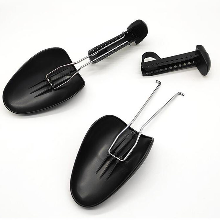 1pair Shoe Stretcher Practical Black White Adjustable Plastic Shoe Trees men women leather shoes sport shoe shaper shoe support