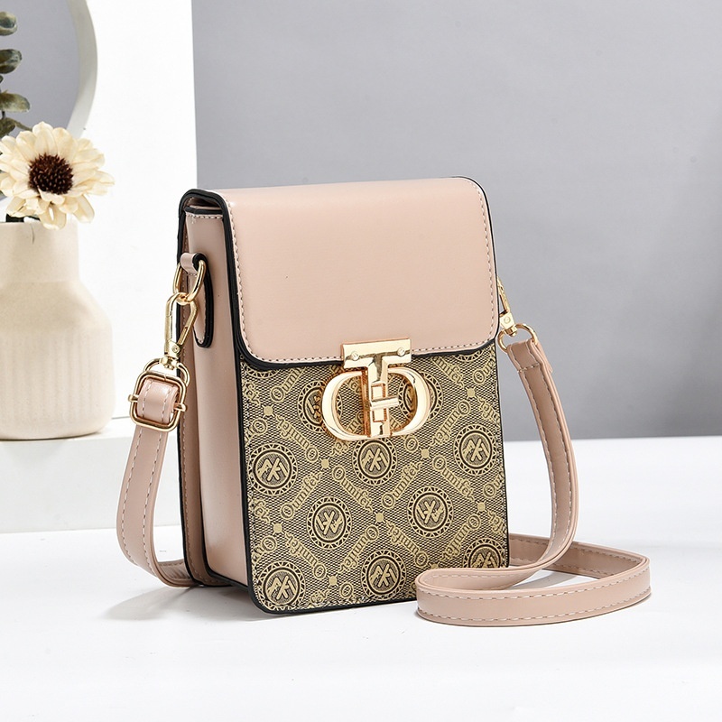 Small square fashionable and versatile, one shoulder crossbody trendy mini phone women's summer new bag, Korean version, minimalist