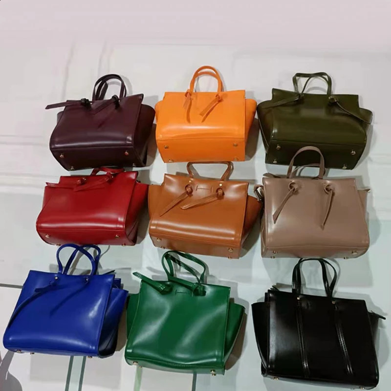 Vintage Womens Fashion Retro Simple Casual Versatile Handbag Large Capacity Shopping Bags for Female 240907