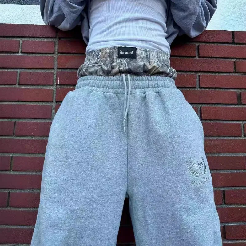 Harajuku style patchwork embroidered sweet pants couple fashion trend loose American retro long leg casual mens clothing 240912