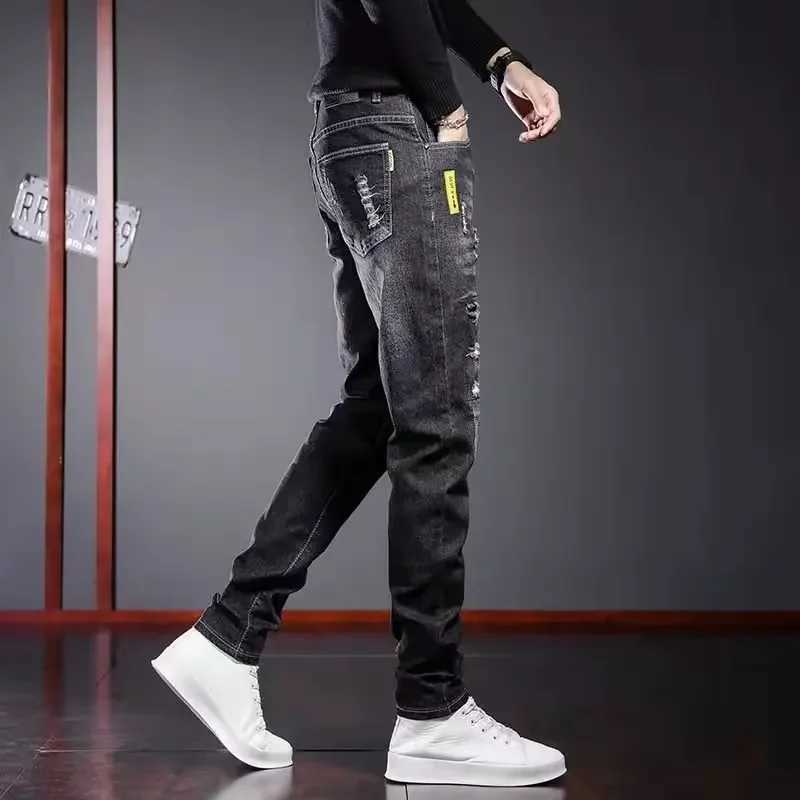 Mens Spring Autumn New Style Black Casual Jeans Korean Trendy Versatile Distressed Slims Smooths Your Silhouette Mens Trousers W250905