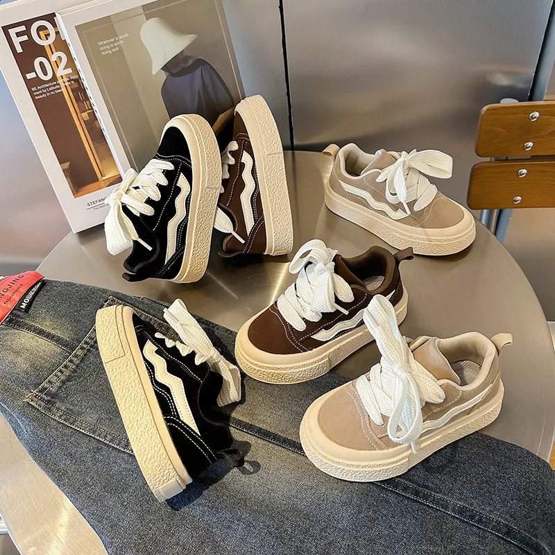 Childrens sports shoes fashionable round toes comfortable and fashionable anti slip sports shoes childrens soft soled casual edition shoes 240912