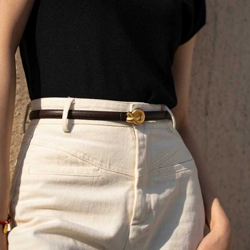 Genuine leather womens fashionable belt with buckle waist dress jeans gold buckle sweater luxurious design womens belt W240912
